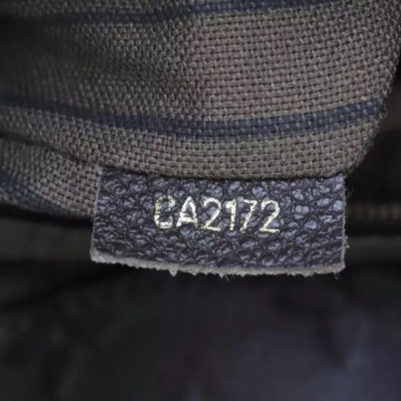 Louis Vuitton Artsy MM Monogram Empreinte Shoulder Bag - Picture 13 of 14